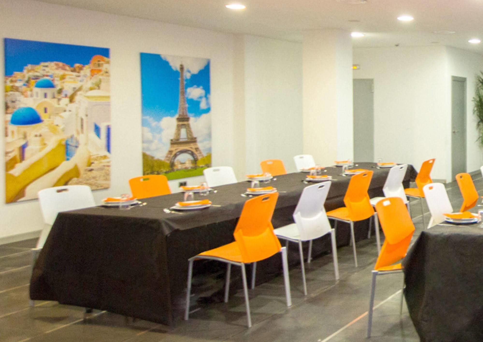 B&B Hotel Barcelona Rubí Εξωτερικό φωτογραφία